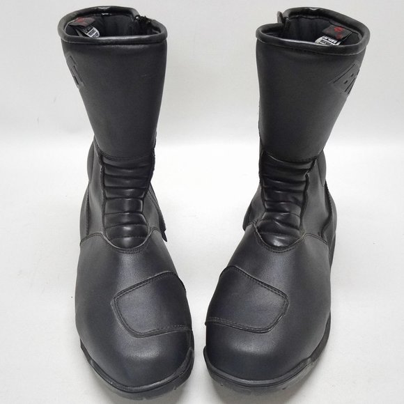 hipora boots